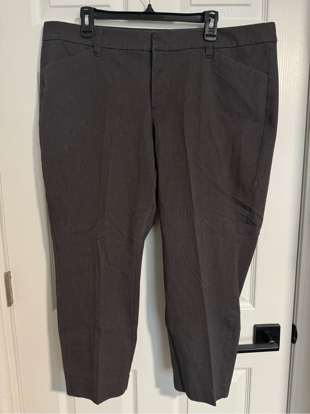 Old Navy Women's High-Rise Black Cropped Dress Pants